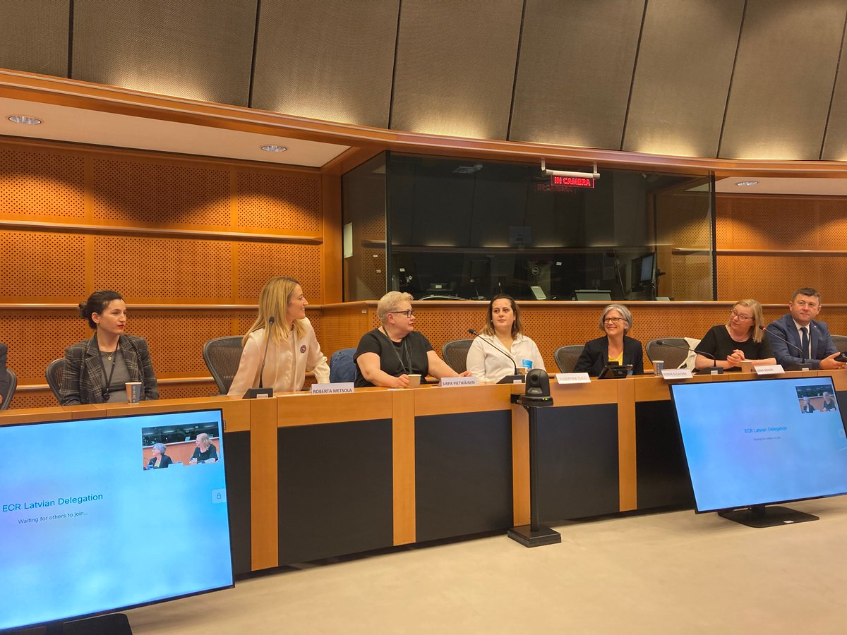 NetworkSIRIUS's tweet photo. After an exciting day yesterday at the #LLLInterestGroup you can find below the link to the report of the event! #inclusiveeducation #migranteducation #lifelonglearning
https://t.co/pvGwGDk3Aj https://t.co/KR4kuLlKDa