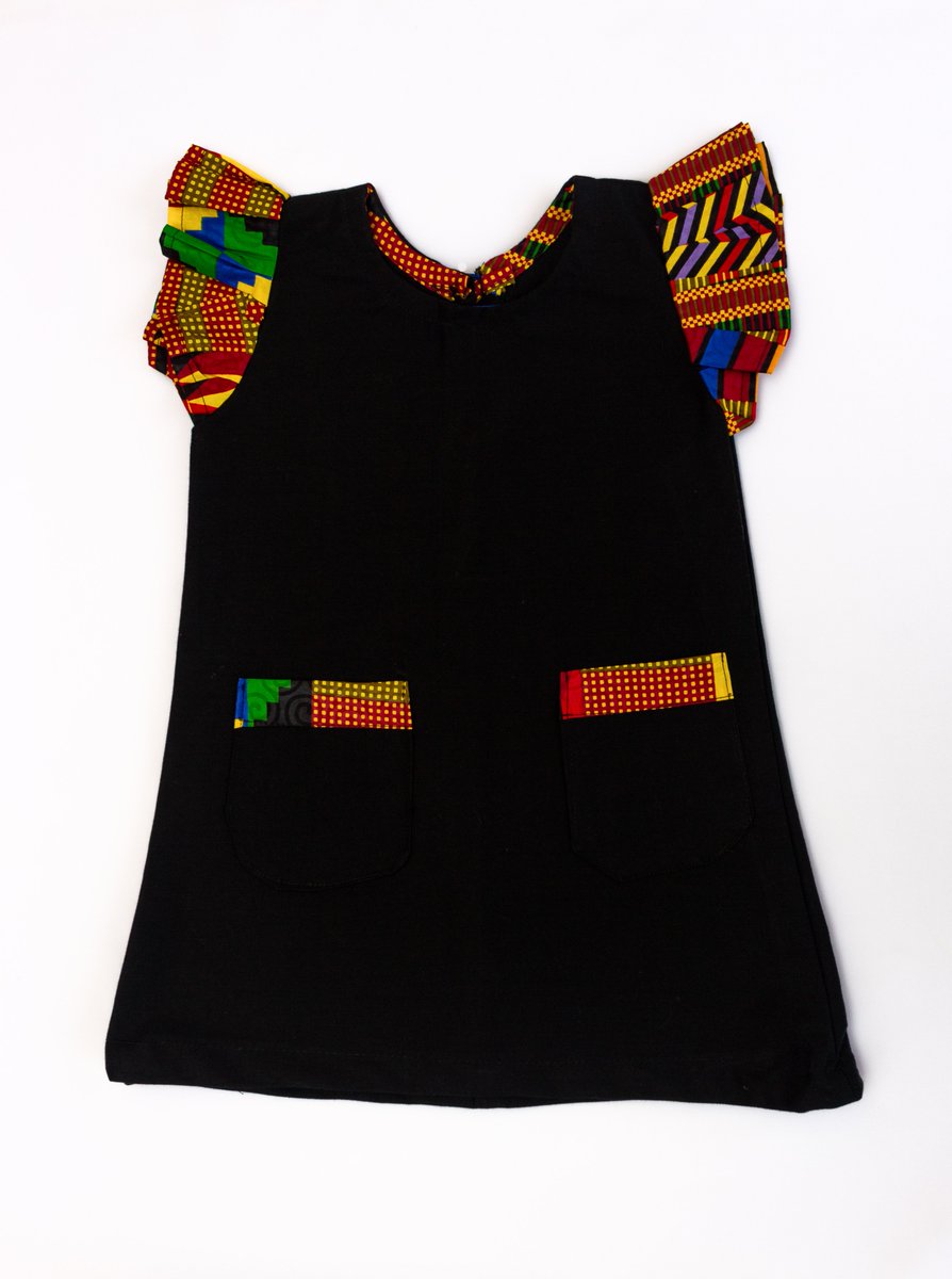 KiddoWax's tweet photo. Notre première collection Afro Chic pour vos filles de 01-08 ans  est prête 👗
📍 Yaoundé mais livraison possible pour les autres villes.
#MadeInCameroonDay https://t.co/fqueRwRn0z