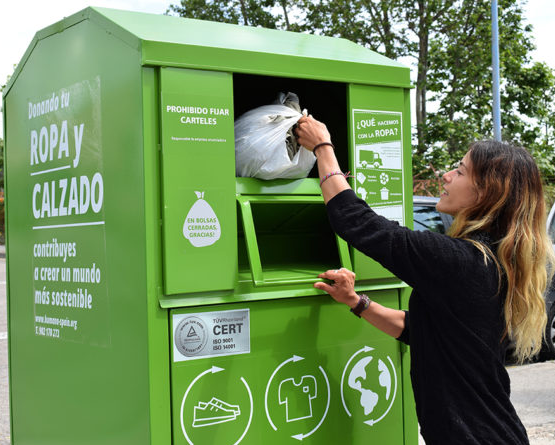 Nueva entrada (En España solo se recoge selectivamente el 12,1% de los residuos textiles) ha sido publicada en rethinking.ong/en-espana-solo…