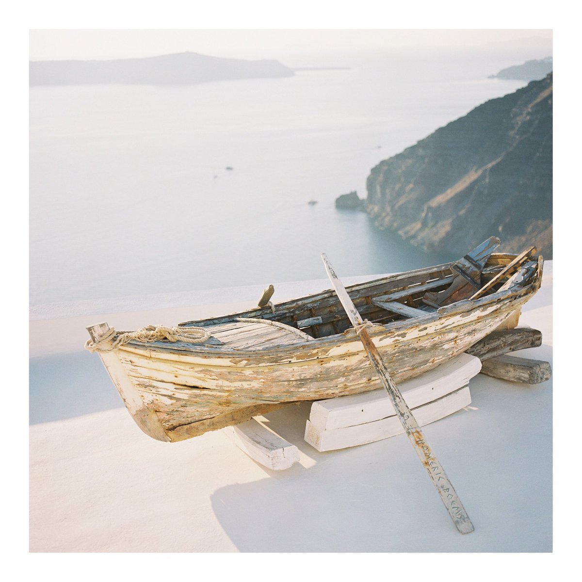 LorantPandea's tweet photo. Santorini findings 🇬🇷🌵✨

#hasselblad #kodakfilm #greece https://t.co/nmhhoPeq0c