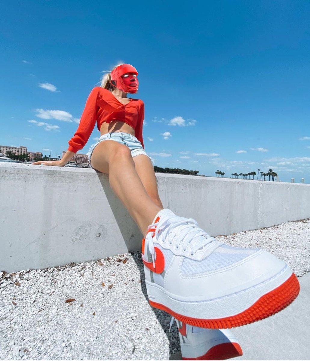 k1myeth's tweet photo. Showing my outfit and sneaker of the day!

#SneakerHeadsOutfit ( K!my#5858 )
@sneakerheadsoff

#sneakers #NFT #nftart #nftcollector https://t.co/GSX0j1sJZq