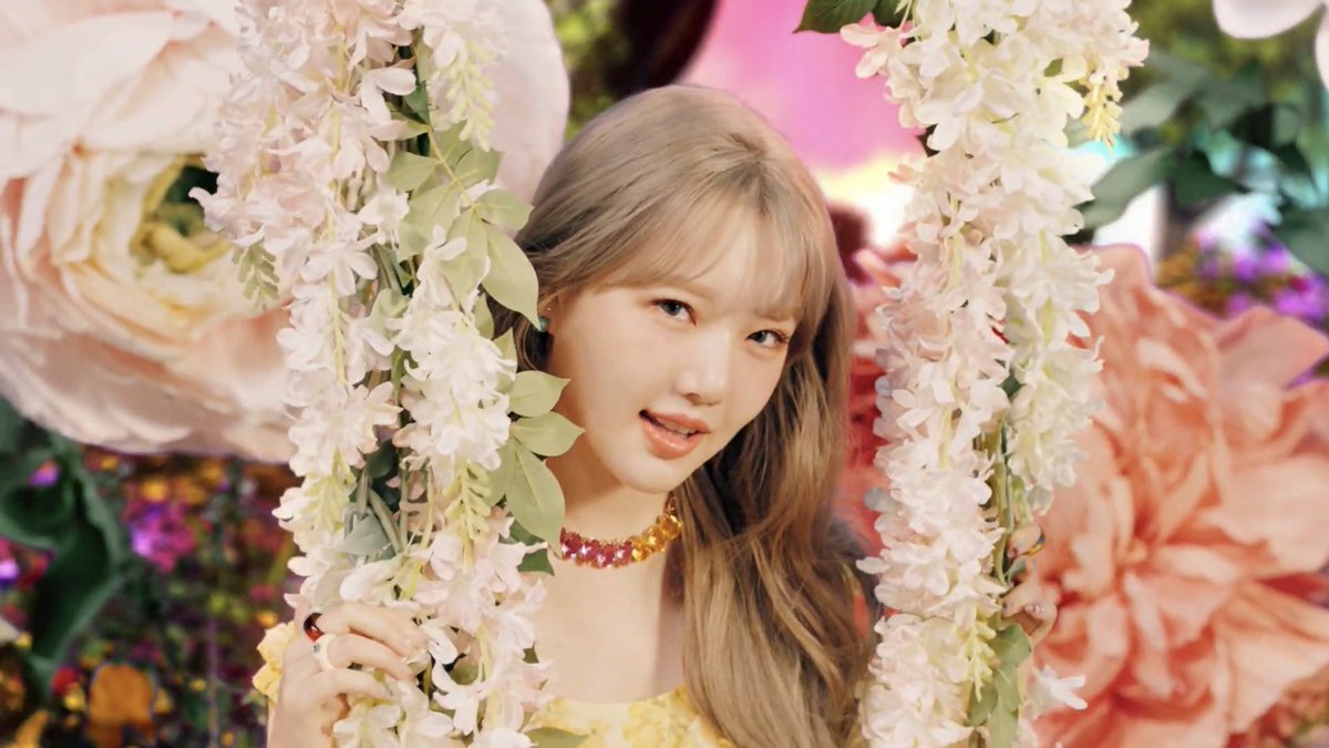 arimau0's tweet photo. Lets meng ariaaa ariaaaa
@YERIN_OFFICIAL_

#YERIN_SOLO_DEBUT
#예린_아리아로_데뷔란_말이아
#YERIN #YERIN_ARIA_DDAY 
#yerin_aria https://t.co/PvWsFAi8rr