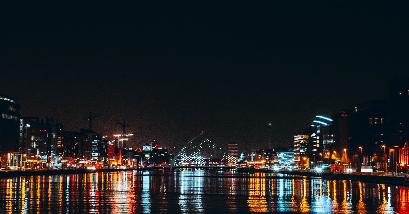 AlbanyHouse's tweet photo. Beautiful Dublin city 💕 If you’re planning a visit this month, there’s a few remaining dates available as part of our 10% off 2-night stays in May, but they will likely be gone by the weekend! You can book here 👇

Photo by: @barras_photos (Instagram)