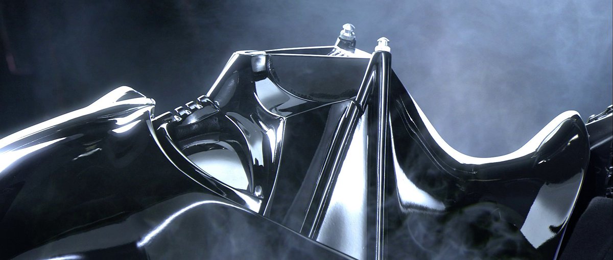 SWEchoes's tweet photo. Star Wars : Épisode III - La Revanche des Sith sortait il y a 17 ans dans les salles françaises !

Dans 9 jours, Ewan McGregor et Hayden Christensen reviendront dans leurs rôles emblématiques pour la série #ObiWanKenobi qui se déroule 10 ans après les évènements de l'épisode III. https://t.co/gPEJrN4nag