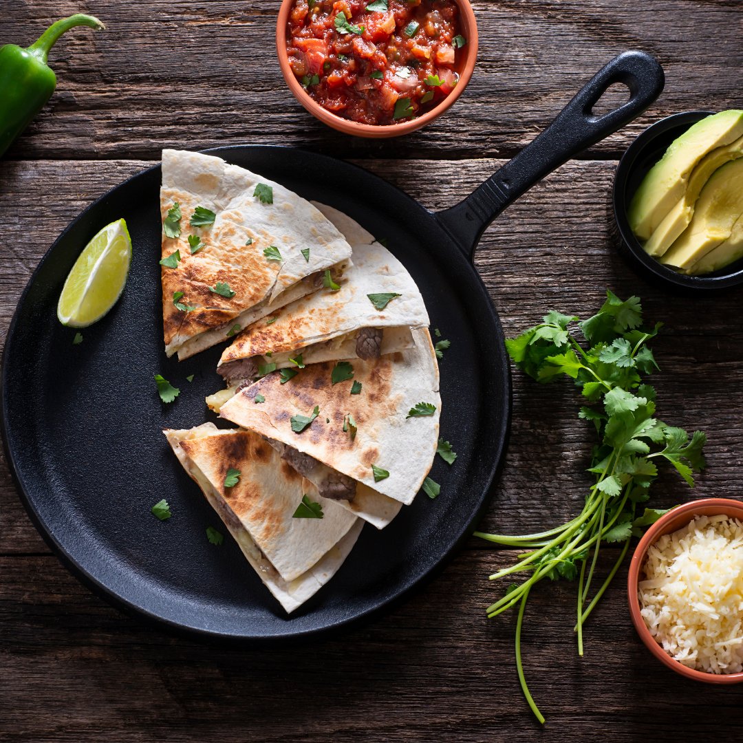 Take 15% our vegetarian favourites! 
What about courgette flower quesadillas? Delicious and summery 🌼 
Order now at buff.ly/39wwVd8