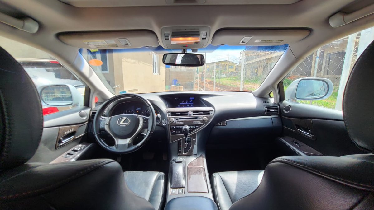 ibadandealers's tweet photo. Distress sales!!!. 2013 Lexus RX350, full options, crispy clean. Perfectly clean tokunbo... Buy and drive๐. Price:10.7M.. negotiable.. #Bashorun, Ibadan. https://t.co/WBY4jy4RwI