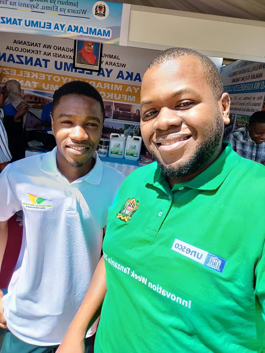 Afruturist's tweet photo. I met with Frank a few months ago at Nelson Mandela University. Great to see he worked on the feedback we discussed. The product presentation and his branding as an early-stage business has improved. #MAKISATU https://t.co/X5rx626RUi