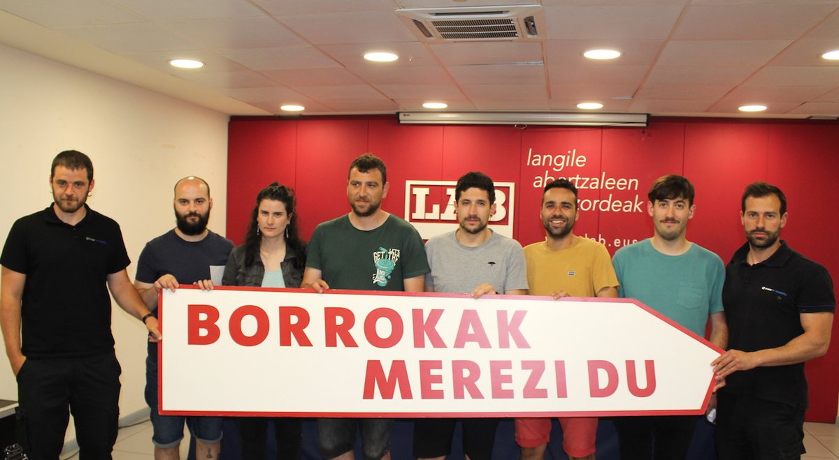 22 greba egun ostean, Irizar E-Mobilityko langileek onura garrantzitsuak dakartzan akordioa lortu dute enpresarekin #LortuDugu 

Garaipenaren ostean, gazte prekaritatea borrokatzeko tresna izateko konpromisoa berretsi dugu 
👇👇👇
lab.eus/irizar-e-mobil…