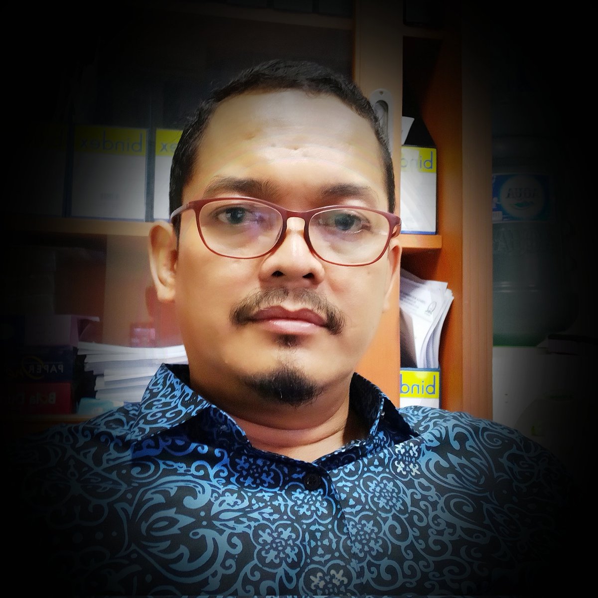 popho75's tweet photo. #FotoProfilBaru https://t.co/M1ncMjqtRb