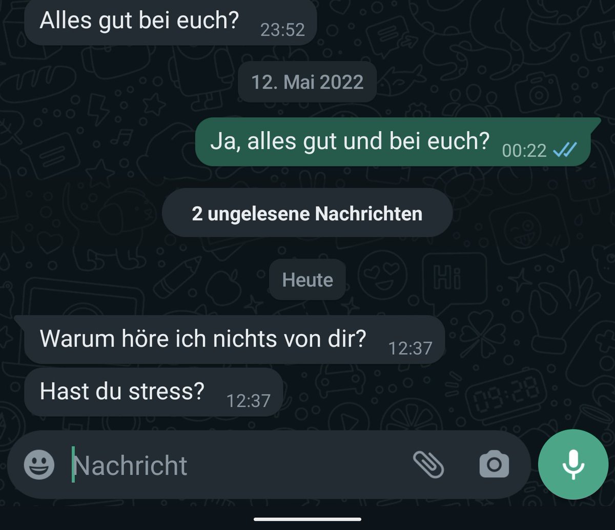 deemon_yt's tweet photo. Wenn deine Mom seit Tagen nicht antwortet und dich dann fragt, ob was los sei, weil DU dich nicht meldest. Hä? xD https://t.co/KofJbyyMPn
