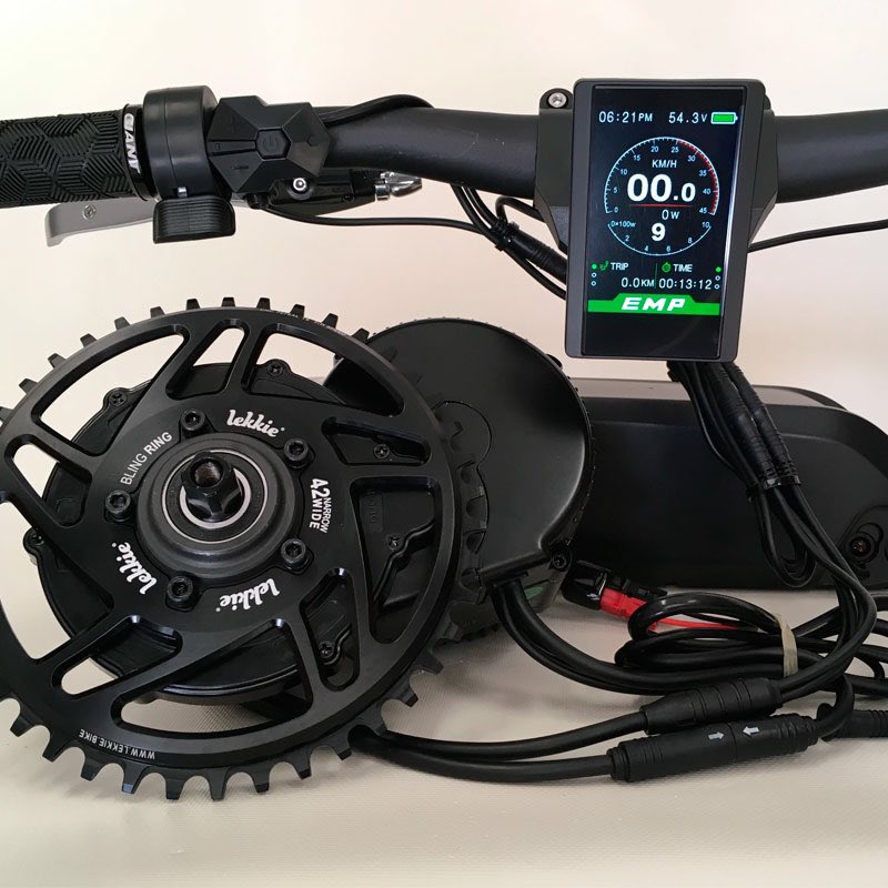 Los kits eléctricos están proliferando como nunca. Cada vez son más las personas que quieren añadir un motor a su bicicleta. En SIMSS te preparamos para dominar el montaje de este tipo de kits. 

Apúntate a nuestro próximo curso aquí: simss.info/producto/monta…