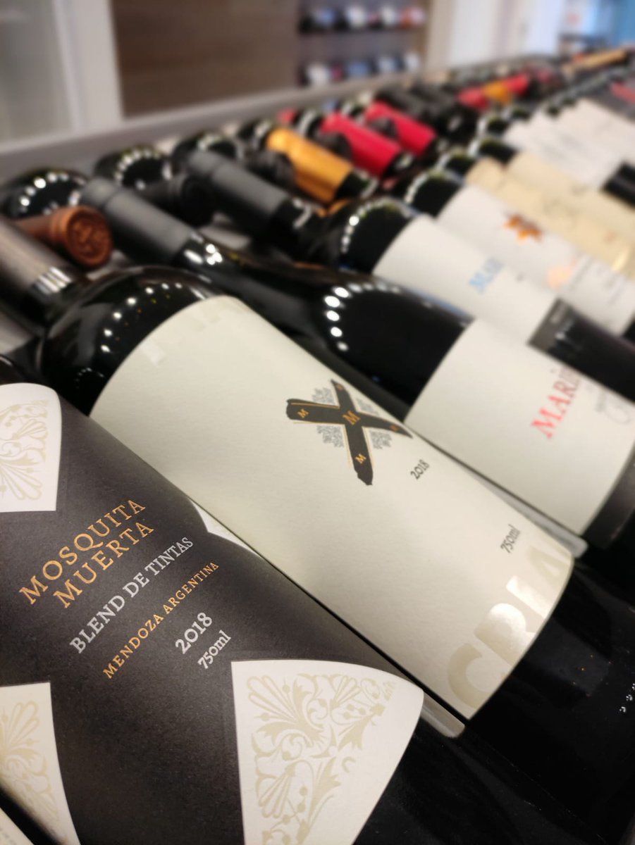 vinomare_br's tweet photo. Na Vinomare Adega Itapema você encontra muitos vinhos argentinos a pronta entrega.  Loja na Rua 286, 239 sala 4 - Meia Praia - Itapema - SC. Ou peça pelo whatsa 47 98816-7786 
#itapema #meiapraia #vinomare #vinhos #comprarvinho #vinhoargentino https://t.co/rxHtBuI2Aj