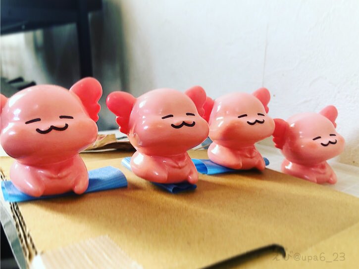 えび🍑 6/17~28ミニ個展開催! tweet media
