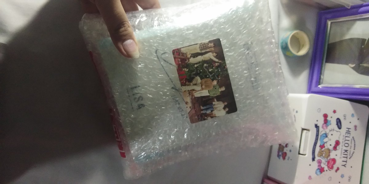 janeq017's tweet photo. na padala ko na pala kanina yung blackpink pc (late post)😓 buong araw busy ako hshs https://t.co/XlARdg9D20
