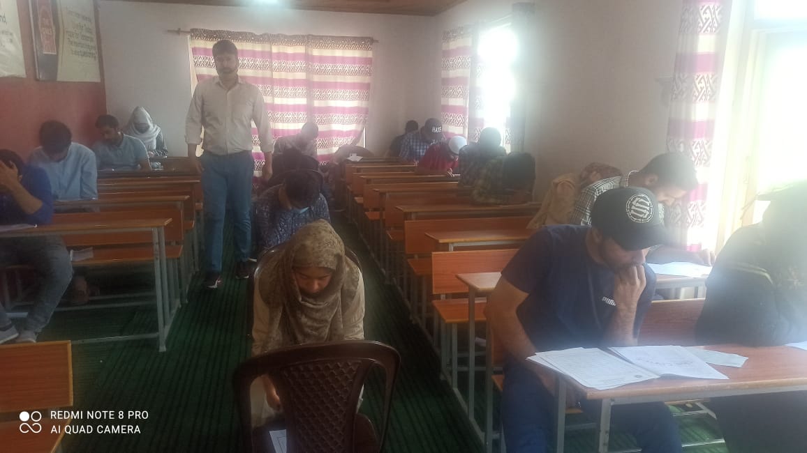 K_Bashar_'s tweet photo. *The CivilsIAS and Central waqf Council New Delhi Conducted entrance test in J&amp;K for free coaching to Civil services aspirants.*Under the directionof Janab Mukhtar Abbas Naqvi, (honorable Minister of MinorityAffairs),Dr DarakshanAndrabiChairperson waqf BoardJ&amp;k,S.Zeb sb Secretary https://t.co/GpJg3tMw5b