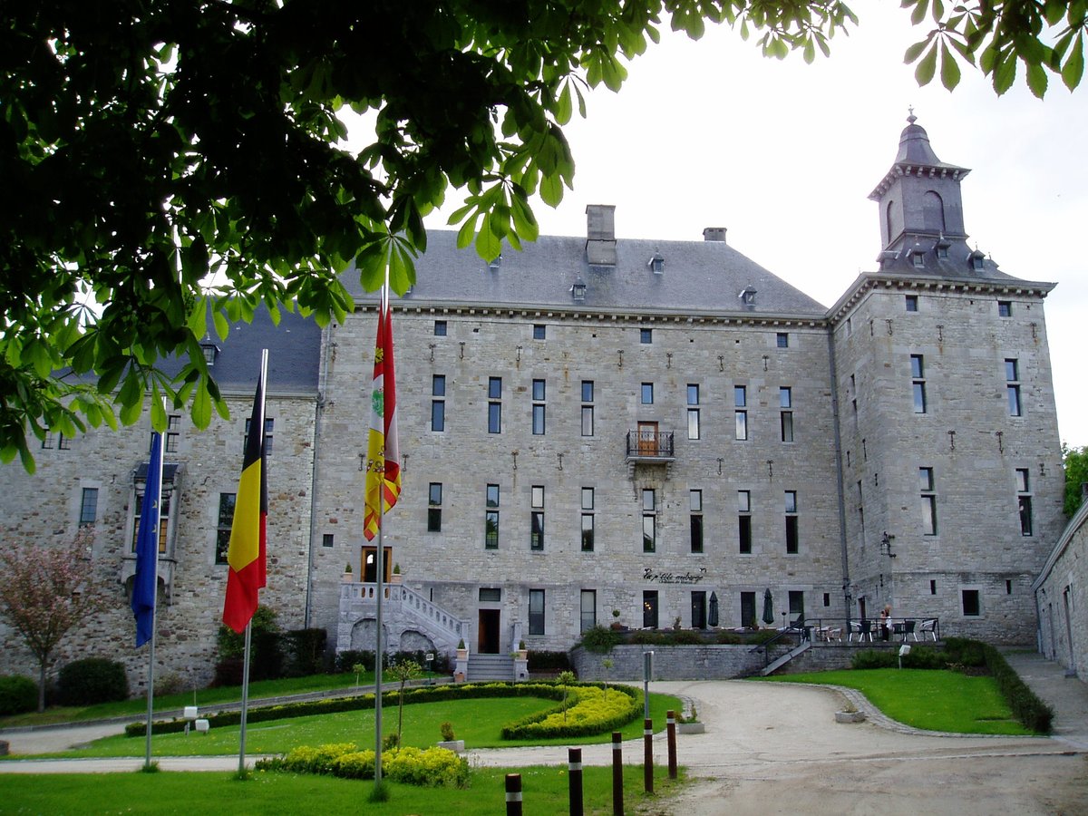 📌 Agenda du Patrimoine 📌
Une exposition est en cours ces vendredi 20 (de 17h à 21h), samedi 21 et dimanche 22 mai (de 13h à 18h) au château de Harzé. Profitez-en.
Informations pratiques ➡ journeesdupatrimoine.be/.../LGb-2022-0…...
© AC Aywaille