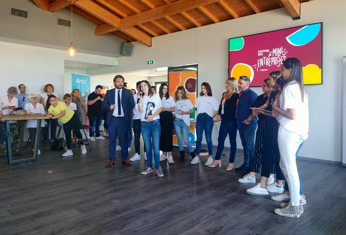 PatriciaPetreto's tweet photo. 🔸A Sporta Taravesa du Collège de Petreto
-Prix environnemental et sociétal
🔸Fighjula du Collège de Santa-Maria-Siché
-Prix coup de cœur Alumini
🔸Squadra d'avvena du LP Finosello Ajaccio
-Prix de la créativité
🔸Tagliattu Capelli du CFA Amparà
➡️ Prix de la Mini-entreprise 2022 https://t.co/p4I6CV8IoR
