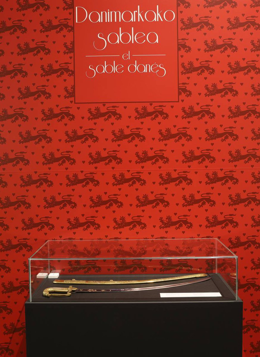 Ana del Val tweet media