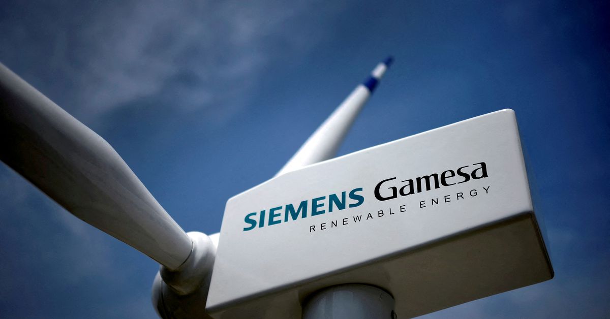 Reuters's tweet photo. Siemens Energy weighing bid for outstanding Siemens Gamesa stake https://t.co/OLuGvuI9Fb https://t.co/wmzFMEzamN
