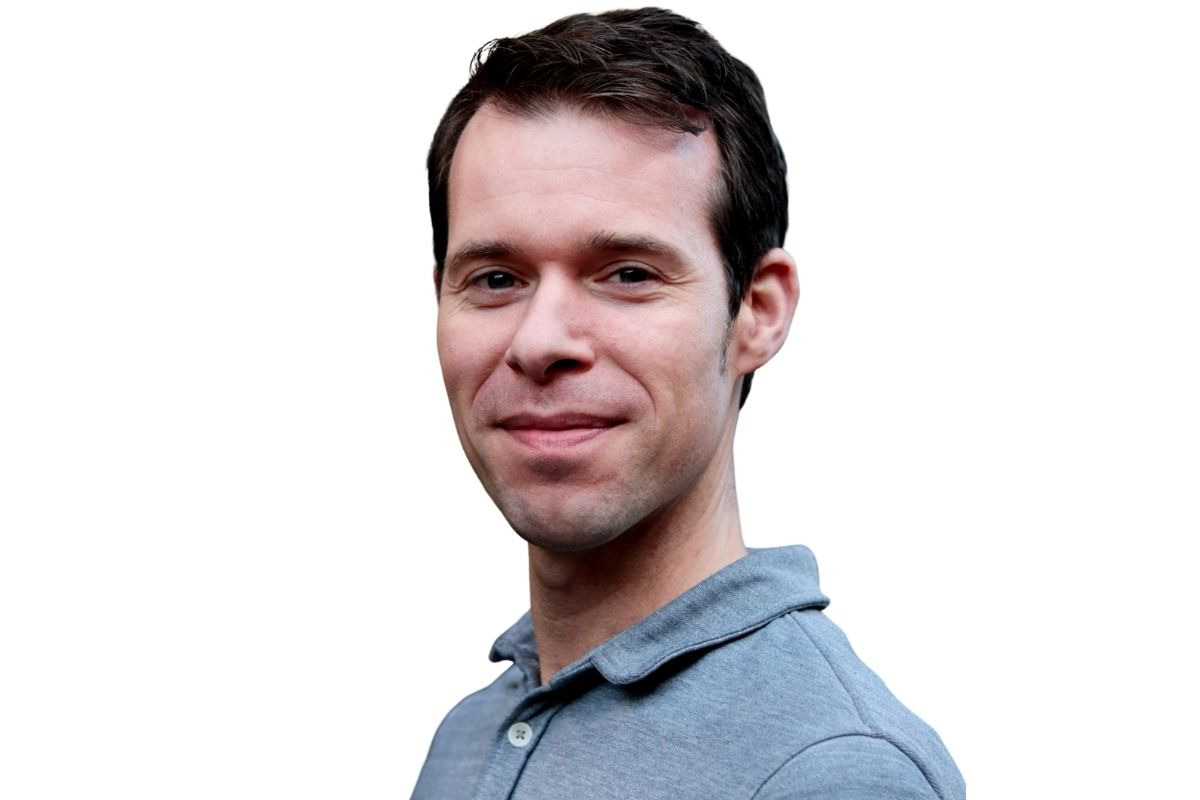 unlocknetzero's tweet photo. Introducing the latest viewpoint article - 'To secure a liveable future the property industry must end its addiction to fossil fuels'
Ronan Leyden, Director of Consultancy at @Bioregional, explains why it is time for the property industry to #EndGasNow.
👉https://t.co/aLWxEWh7op https://t.co/VwNhDMRtC4