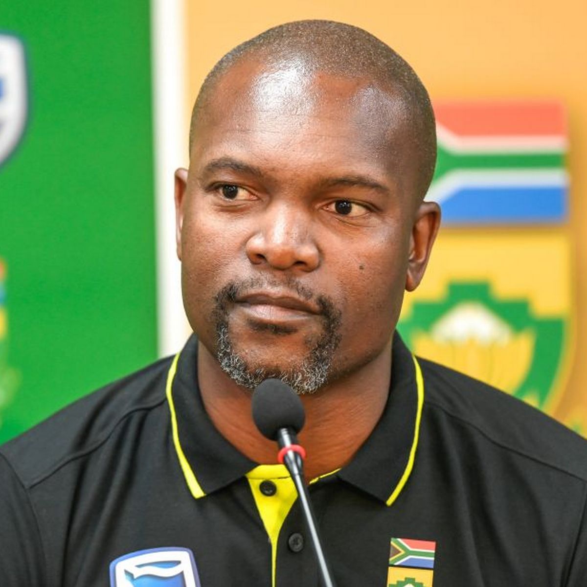 SkyAlpha_HD's tweet photo. On Todays #SportsFire on @thebigtimels we'll chat with former Protea assistant coach. Join us at 16h30 on https://t.co/N2IxblFRCC and send us any questions you might have on the hashtag sports fire..! https://t.co/aBuRGhFwuS https://t.co/D6HkxkkxL0