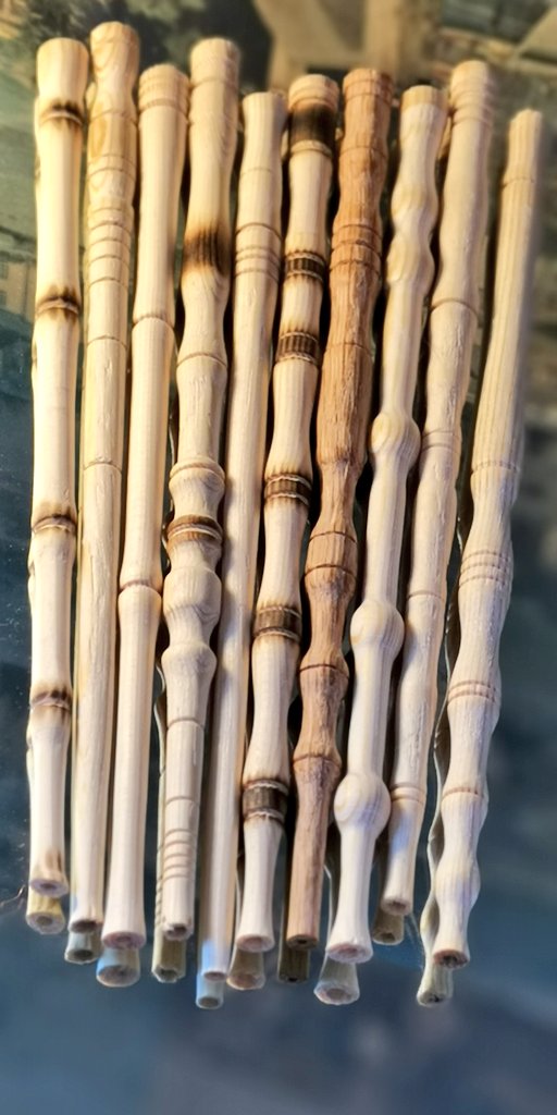 joncampling's tweet photo. Ta daaa!! The 1st batch of #jonds from my new upgraded #WIZARDSWORKSHOP 🧙♂️❤️
Still a lot of work to do on them but this is the main bit
I'm hoping to bring 20 #Jonds to @DublinWizardCon (10 available each day)
& remember I make EVERY JOND absolutely unique.
X #DeatheaterArt https://t.co/7KWOVL3mjC