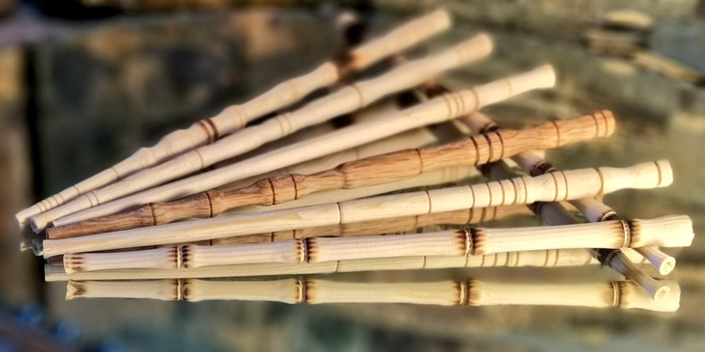 joncampling's tweet photo. Ta daaa!! The 1st batch of #jonds from my new upgraded #WIZARDSWORKSHOP 🧙♂️❤️
Still a lot of work to do on them but this is the main bit
I'm hoping to bring 20 #Jonds to @DublinWizardCon (10 available each day)
& remember I make EVERY JOND absolutely unique.
X #DeatheaterArt https://t.co/7KWOVL3mjC