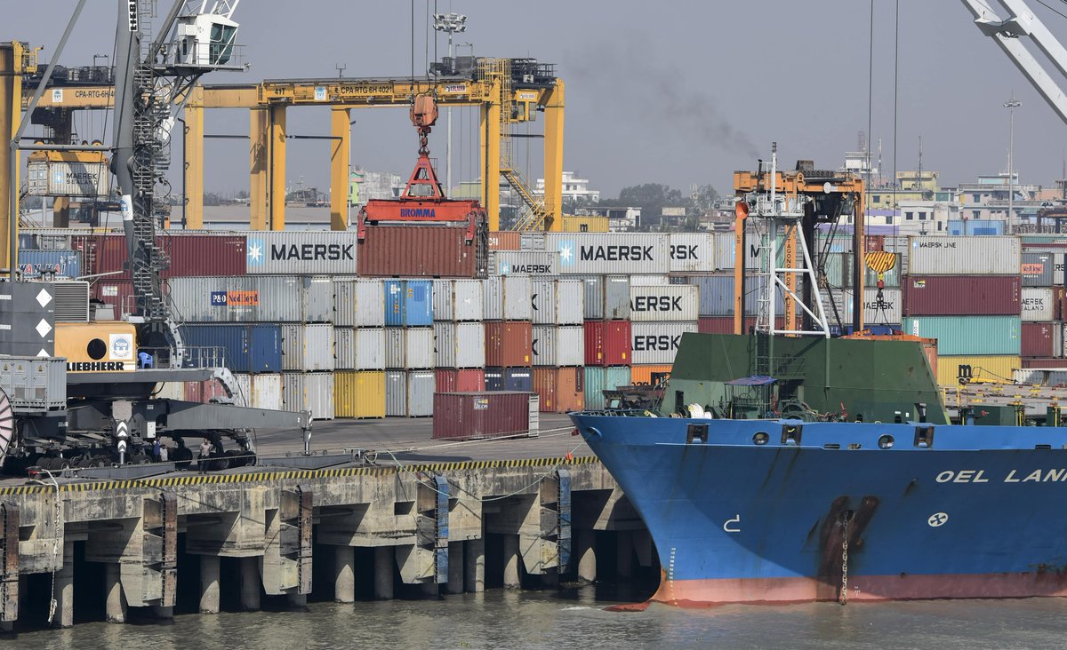 IFPRISAO's tweet photo. 📆May 19, 2022 | 2:00 PM IST
🗣️#Webinar on 'Assessing the effects and coping mechanisms of #trade sanctions on #Myanmar: A look through different margin of adjustment' by @IFPRI's Devesh Roy.
Register👇
https://t.co/7VIBUGMSSS
@IFADSouthAsia #SEARCA #ATMIASEAN #ASEAN #NePAAA https://t.co/Mmo2xoSUiZ