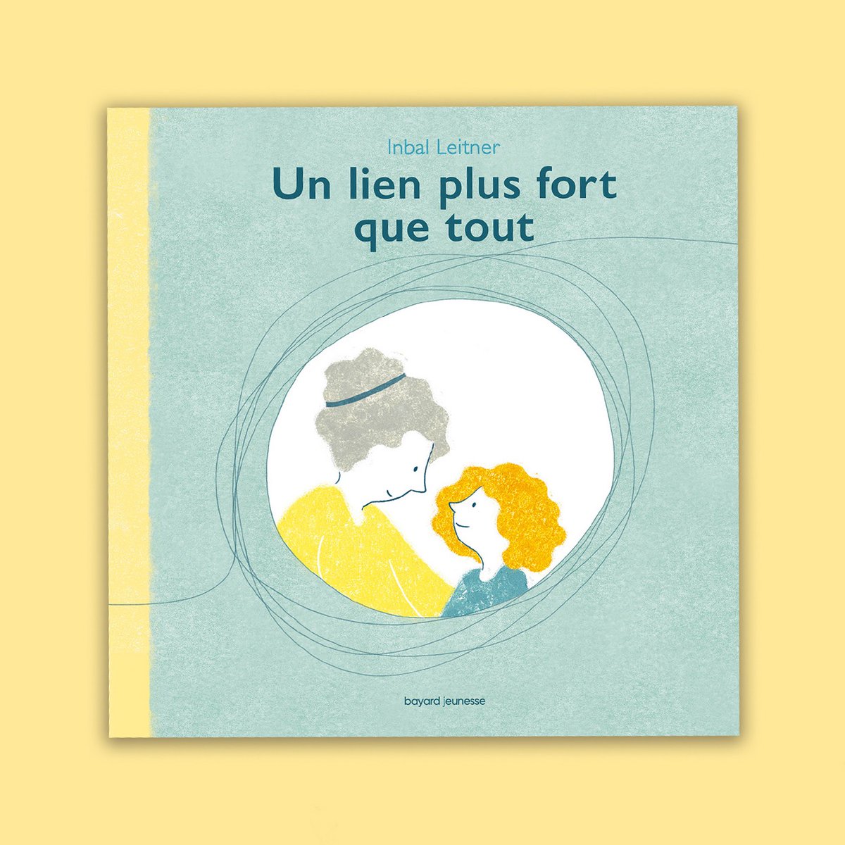 Un lien plus fort que tout! 'The Longest Strongest Thread'  is out in France! Thank you @BayardEditionsJ for a beautiful & sensitive translation, thank you @Scallywagpress for all the love you put into this book. #picturebooks #littératureenfants #illustration