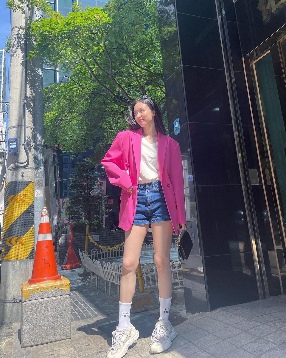 Sunshine and smiles 🌸💜