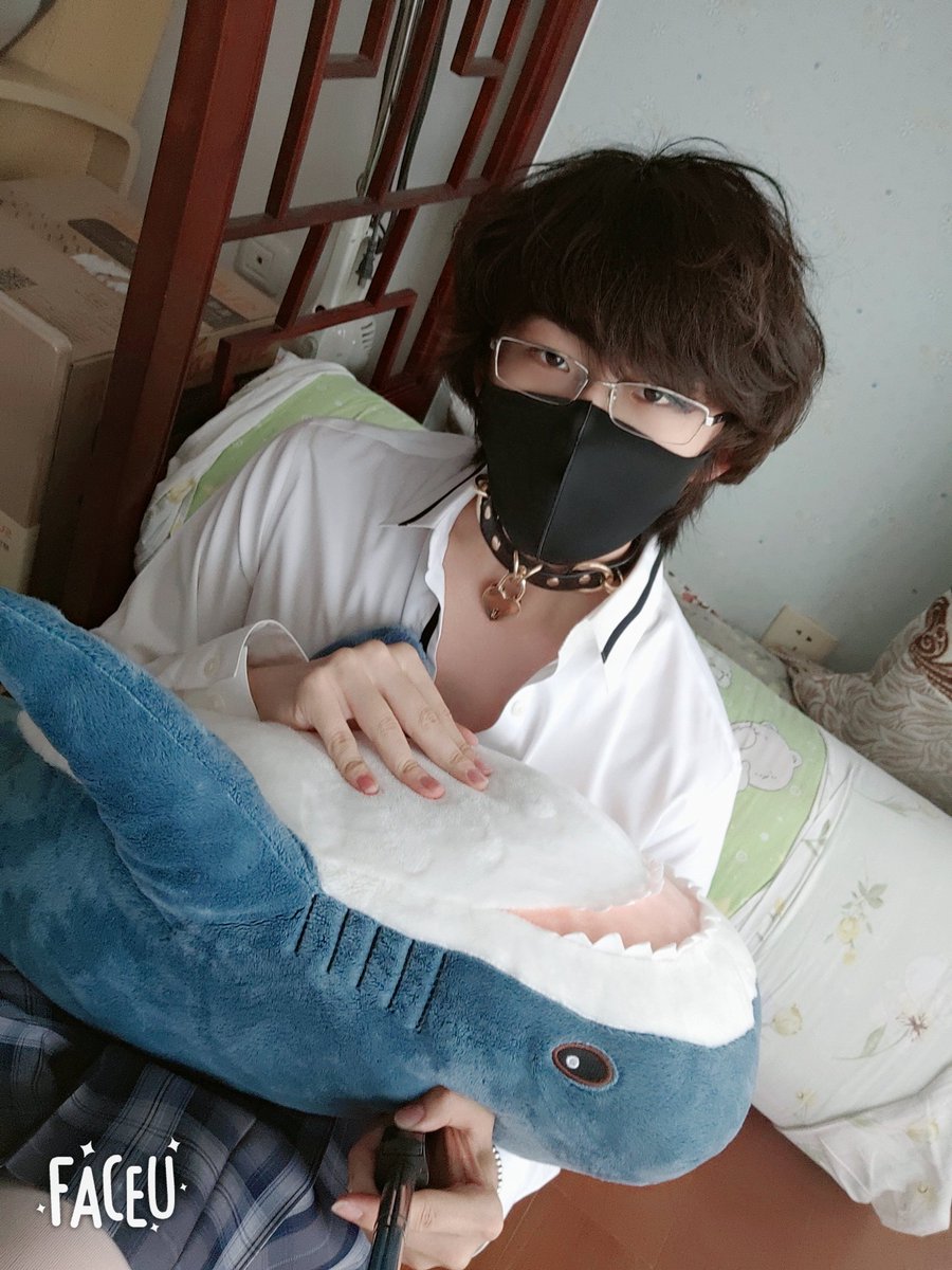 戴项圈的猫猫（求转发w）
#男の娘 #伪娘 #男娘 #四爱男受 #四爱 #项圈 #伪娘の日常 #婊子 #骚0