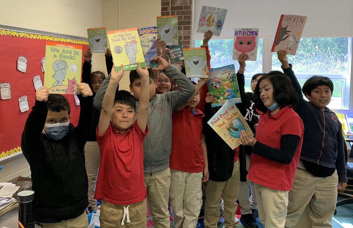 Caroline Dwyer (@dwyer712) on Twitter photo We love our new books! ❤️ 📚😍 Thank you Trinity Hall for sharing these wonderful titles to our classroom libraries!! <a href="/rbpsEAGLES/">Red Bank Primary</a> #RBBisBIA <a href="/TrinityHallNJ/">Trinity Hall</a> We love our new books! ❤️ 📚😍 Thank you Trinity Hall for sharing these wonderful titles to our classroom libraries!! <a href="/rbpsEAGLES/">Red Bank Primary</a> #RBBisBIA <a href="/TrinityHallNJ/">Trinity Hall</a>