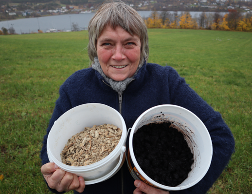 MariGre04385907's tweet photo. First step for producing fertilizers has begun!
At NORSØK (Norway) our colleagues Anne-Kristine Løes and PhD Joshua Cabell are testing a pellet machine to provide fertilizer made from fish bone and algal fiber. Pellets will be tested at USAMV (Romania).
#MARIGREEN #bluebioeconomy https://t.co/qU4CJE5usG