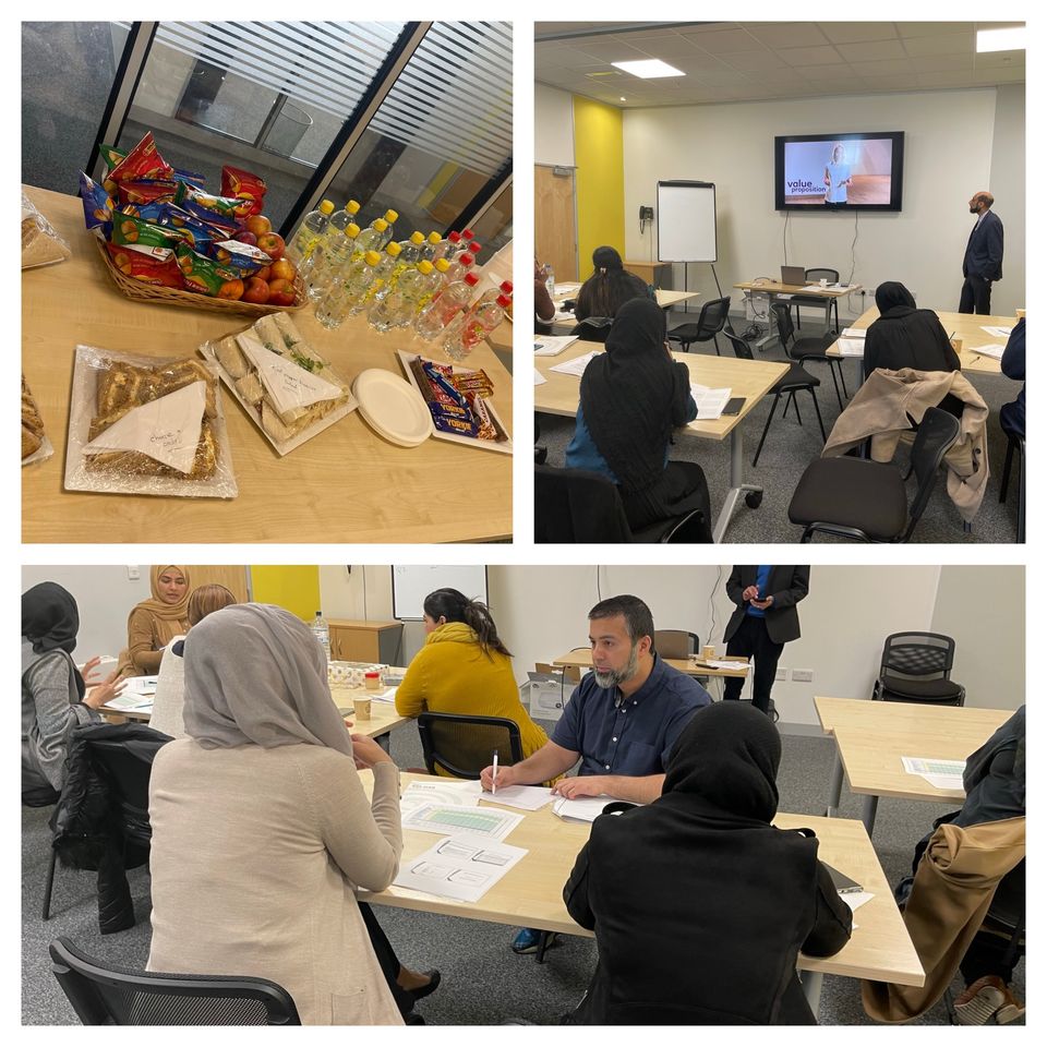 community_oak's tweet photo. Inspiring and training members from the grassroots community on how to make their business dreams a reality #esf #discoveringwork #empowertoachieve https://t.co/a3FVvEaDRf