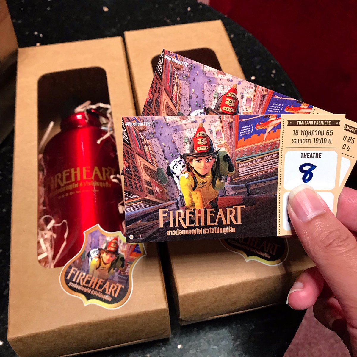 myaddictmovies's tweet photo. #FireheartTH สนุกเกินคาดมาก! นอกจากความบันเทิงที่จะได้รับแล้ว หนังยังมอบพลังบวกให้อีกด้วย เป็นแอนิเมชั่นที่สร้างสรรค์ สร้างแรงบันดาลใจของการไล่ทำตามฝัน อีกทั้งยังสอดแทรกแง่มุมความสัมพันธ์ครอบครัวไปพร้อมกับบทเรียนดีๆ จากตัวละคร ดูจบคือได้ทั้งความสุข และอิ่มเอมใจกลับบ้าน #movietwit https://t.co/q5JIMH8YRF
