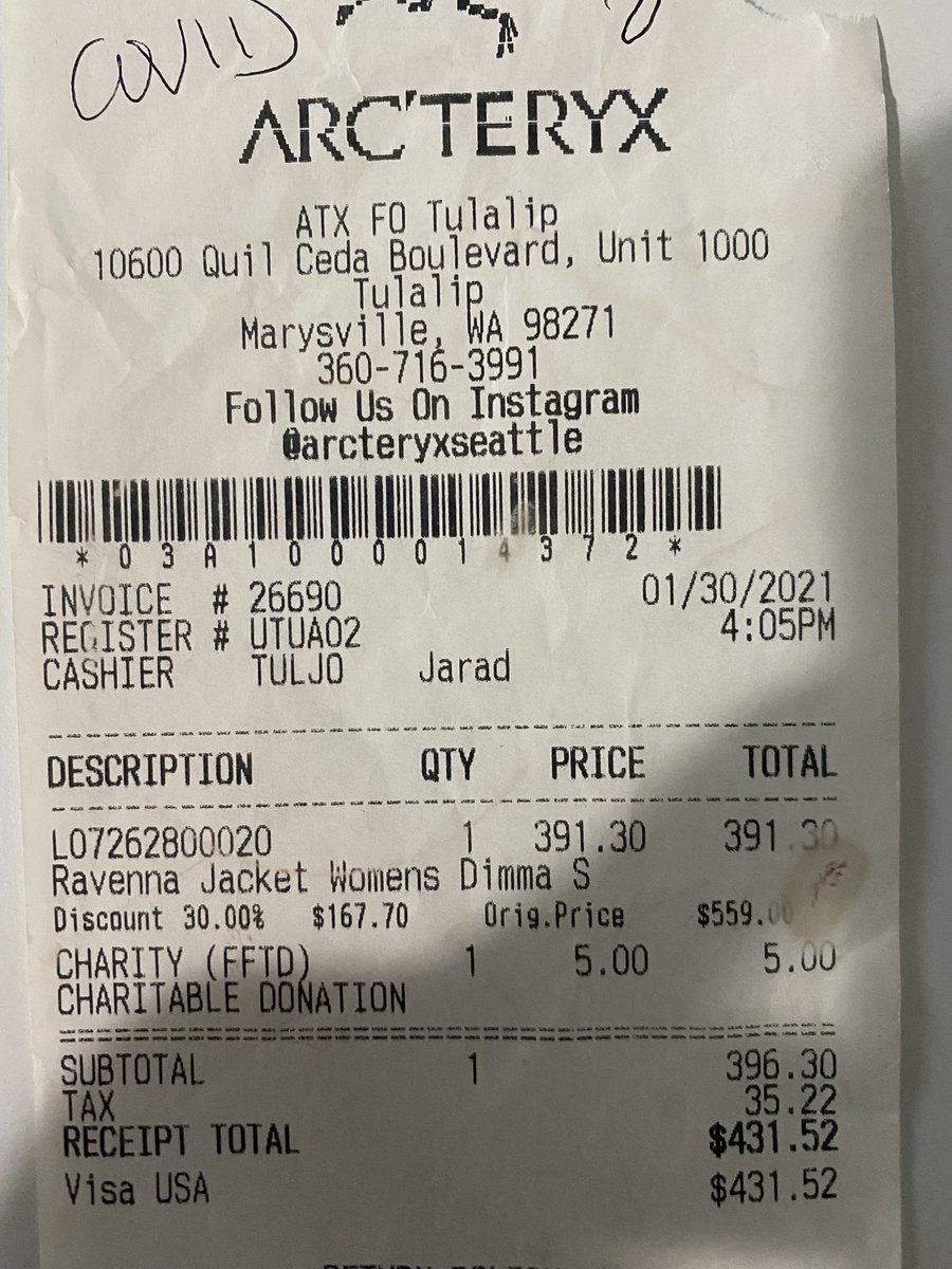 TheBrianSmart's tweet image. Hey @Arcteryx Team! Hate to write this but my Queen is wicked disappointed with her coat! I convinced her it would be worth it based on my experience w shells. Yes, I bought it last year, but this is pictures from yesterday after a light rain in the Methow Valley. Sent a DM.