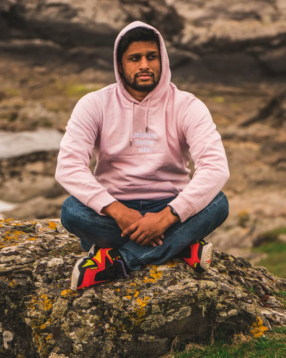 Caspar90Live's tweet photo. Kuss geht raus an @ferchandise1 @Dorry90 @freiraumreh @DeChangeman 

#newprofilpic #thatsme #menschenmachenmüde https://t.co/MmaQcDHkDU