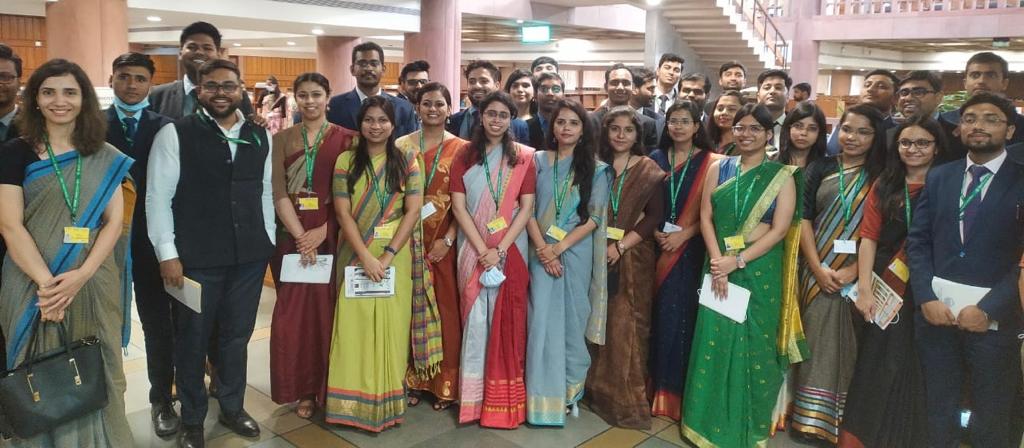 parliament_lib's tweet photo. @parliament_lib was visited by the Officer Trainees of 43rd and 44th batches of Indian Statistical Service on 18 May 2022. They were briefed about the resources of the library and given show round .
@loksabhaspeaker @LokSabhaSectt @LokSabha_PRIDE 
#parliamentlibraryvisit https://t.co/fUgSpoXnqo