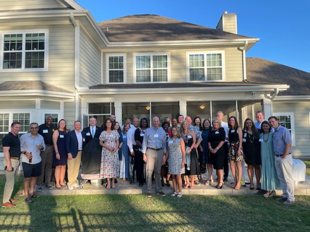 SVMcpherson's tweet photo. Thank you @fortjacksoncg @fortjacksoncsmT for  hosting members of the @ColaChamber Board and @Leadership_Cola Board for a “know your Army” social. Always a privilege to be with our @fortjackson leaders. 🇺🇸 https://t.co/4NktvttDpi
