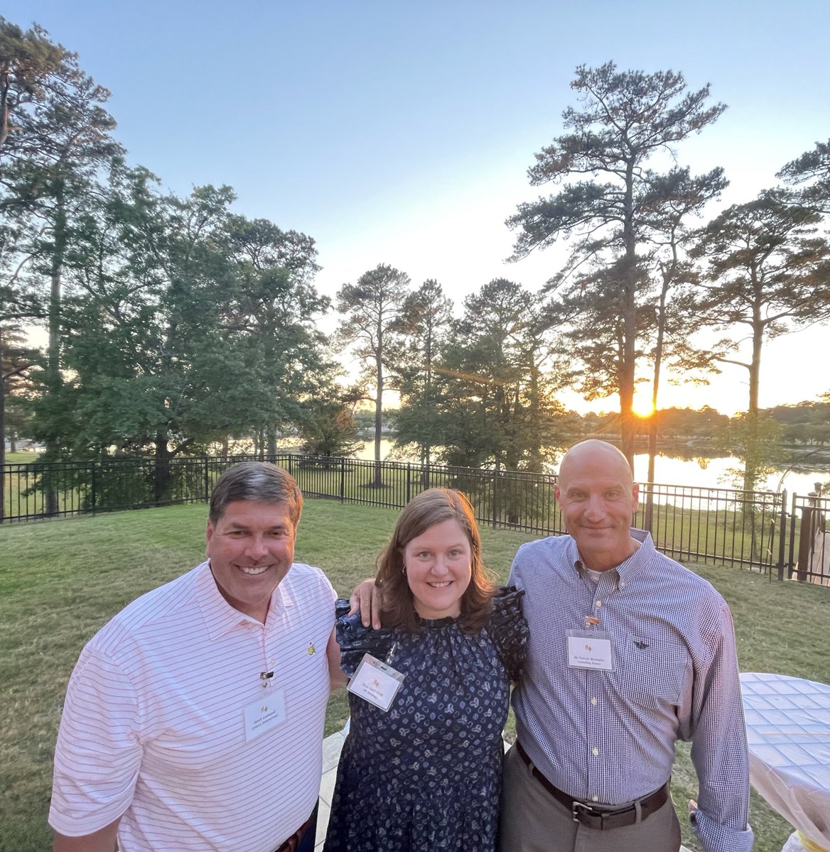 SVMcpherson's tweet photo. Thank you @fortjacksoncg @fortjacksoncsmT for  hosting members of the @ColaChamber Board and @Leadership_Cola Board for a “know your Army” social. Always a privilege to be with our @fortjackson leaders. 🇺🇸 https://t.co/4NktvttDpi