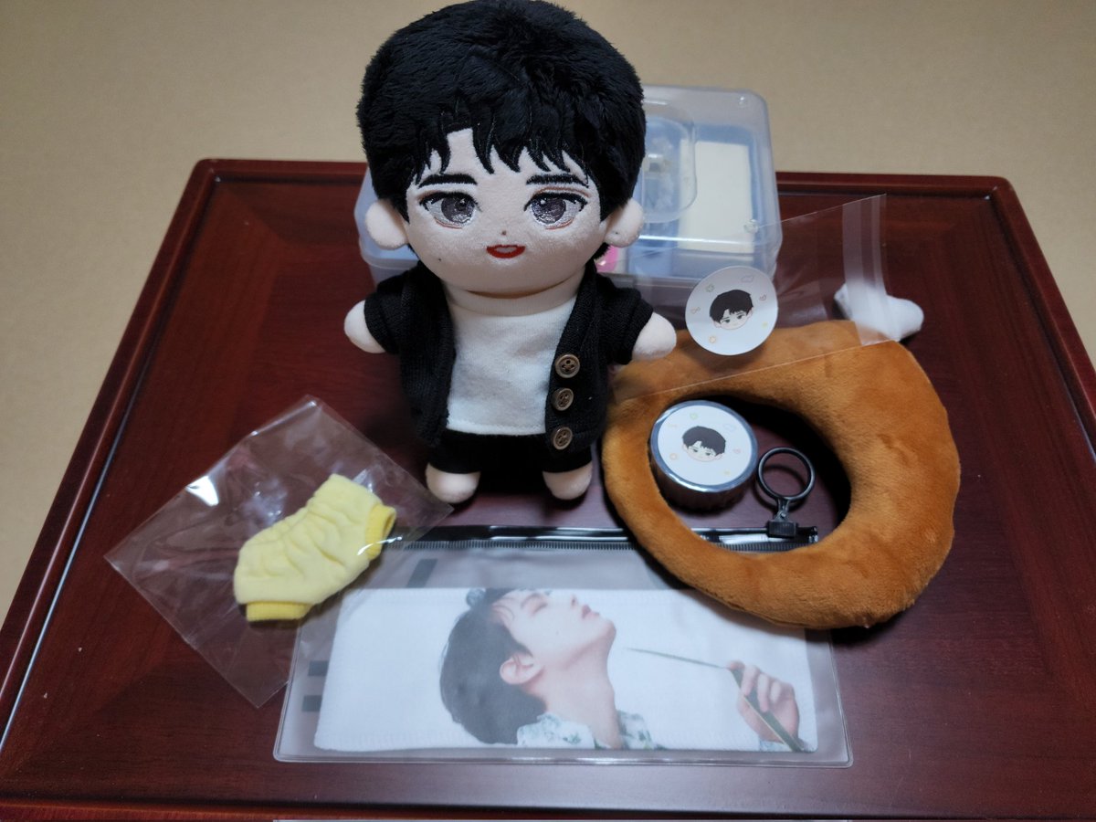 misingyeo's tweet photo. 솜징구 무사히 잘 도착 했어요.
너무 귀여워요.
같이 주신 특전도 감사합니다.
@somjin9oo https://t.co/8vK9zgeFnk