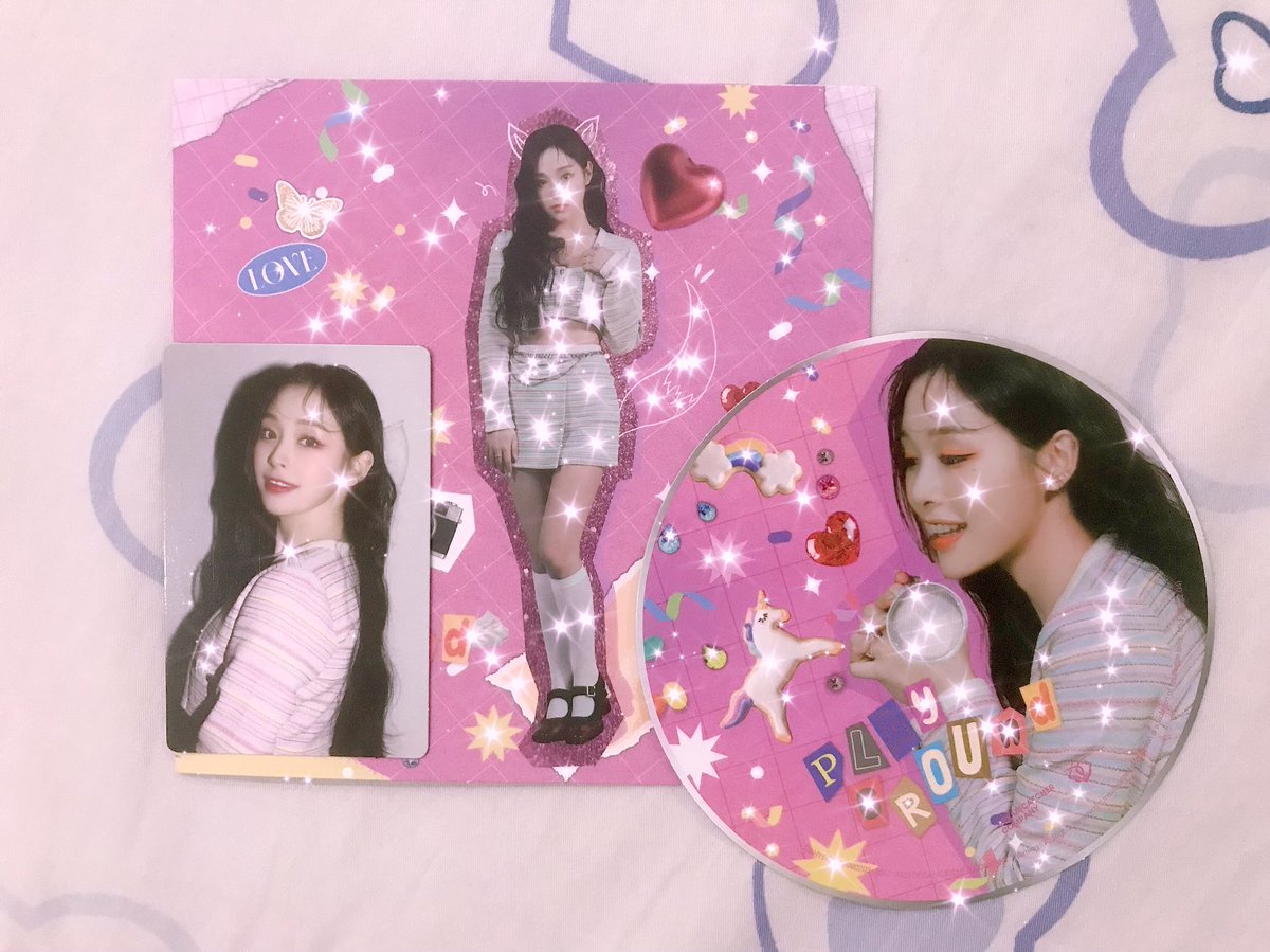 hoohoo126's tweet photo. my baby gahyeon arrived ๐ซถ๐ป
thanks @pandawolfie13 traded
gahyeon with me ๐๐๐
sumpah baru perasan the cd holder same with the photocard ๐
#gahyeon #leegahyeon
#๊ฐํ #์ด๊ฐํ
#dreamcatcher #๋๋ฆผ์บ์ณย
#apocalypse_save_usย #maison https://t.co/yAx88lo9FZ