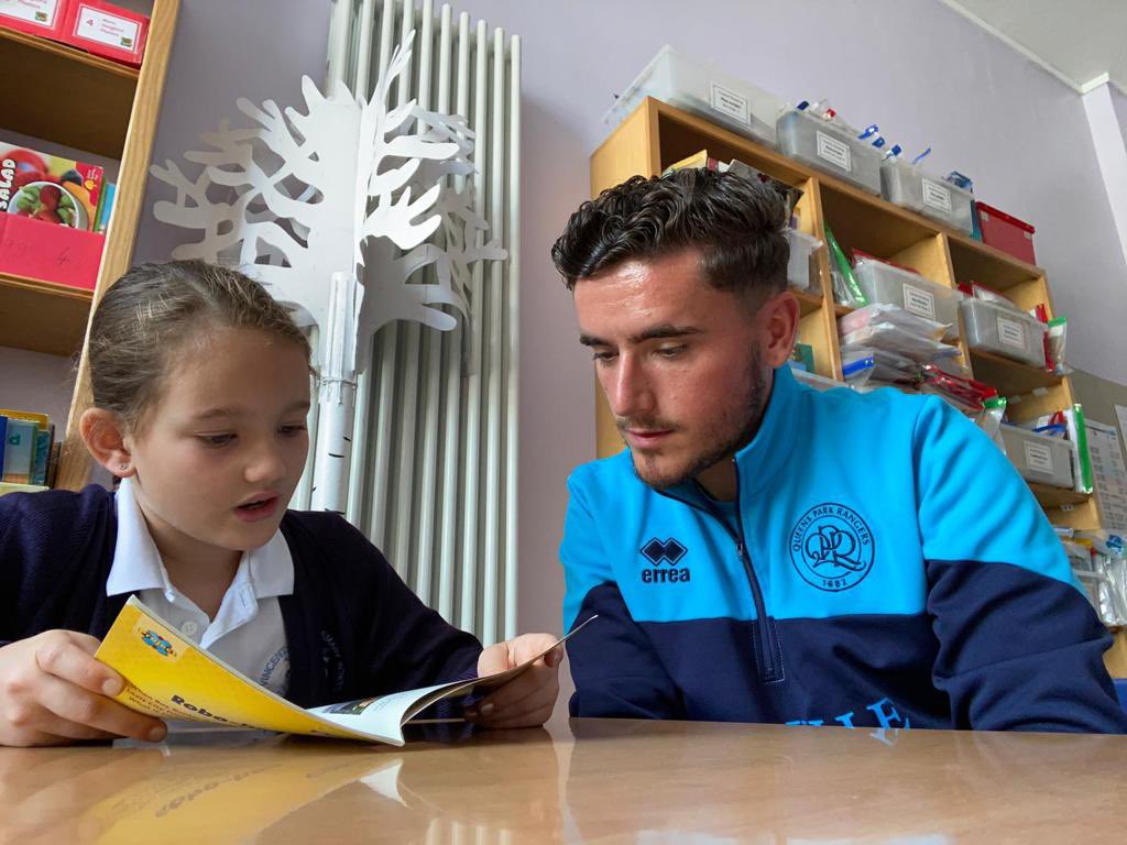 QPRtrust's tweet photo. 📚 #PLPS 𝗥𝗲𝗮𝗱𝗶𝗻𝗴 𝗦𝘁𝗮𝗿𝘀 

We are at @stvincentsacton today delivering our #PLReadingStars sessions. Through reading our coaches support children in developing their reading and stimulating their literacy engagement. 📖

#QPR | @PLCommunities https://t.co/LZ3IXPzkvf