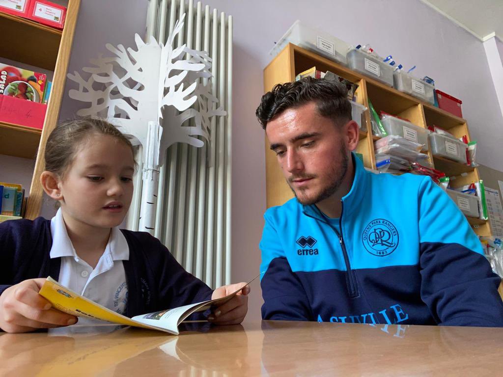 QPRtrust's tweet photo. 📚 #PLPS 𝗥𝗲𝗮𝗱𝗶𝗻𝗴 𝗦𝘁𝗮𝗿𝘀 

We are at @stvincentsacton today delivering our #PLReadingStars sessions. Through reading our coaches support children in developing their reading and stimulating their literacy engagement. 📖

#QPR | @PLCommunities https://t.co/LZ3IXPzkvf