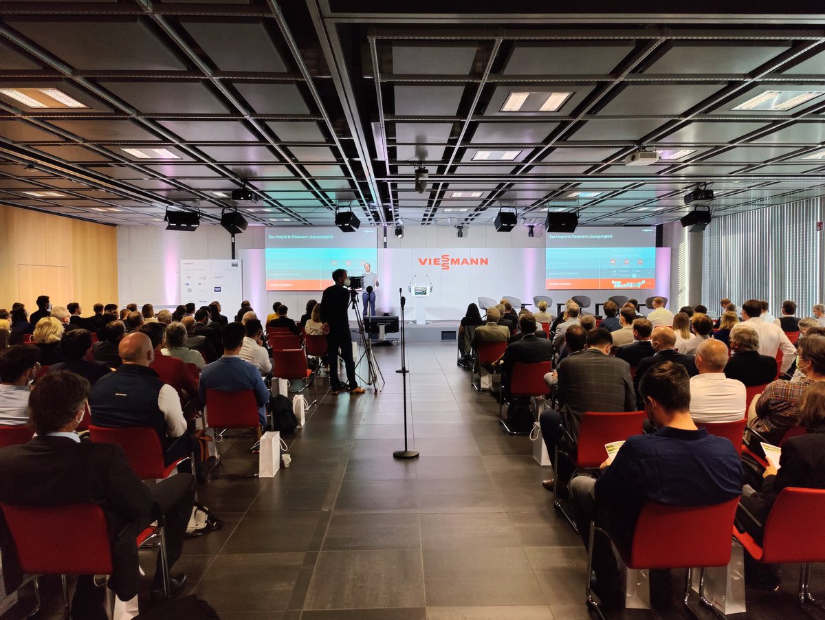 timjanssen_c2c's tweet photo. Gerade spannende Diskussionen gehabt mit #C2C Pionieren #ZINQ + @grohe @lixil_official sowie #Eolos auf dem Panel "Wege zum #zirkulären Unternehmen" zu #CradleToCradle und #CircularEconomy beim Klimaschutztag @KlimaschutzU @PhilippAndree @BMWK @BMUV @C2C_NGO im HQ von @Viessmann https://t.co/Vonl5ZuR73