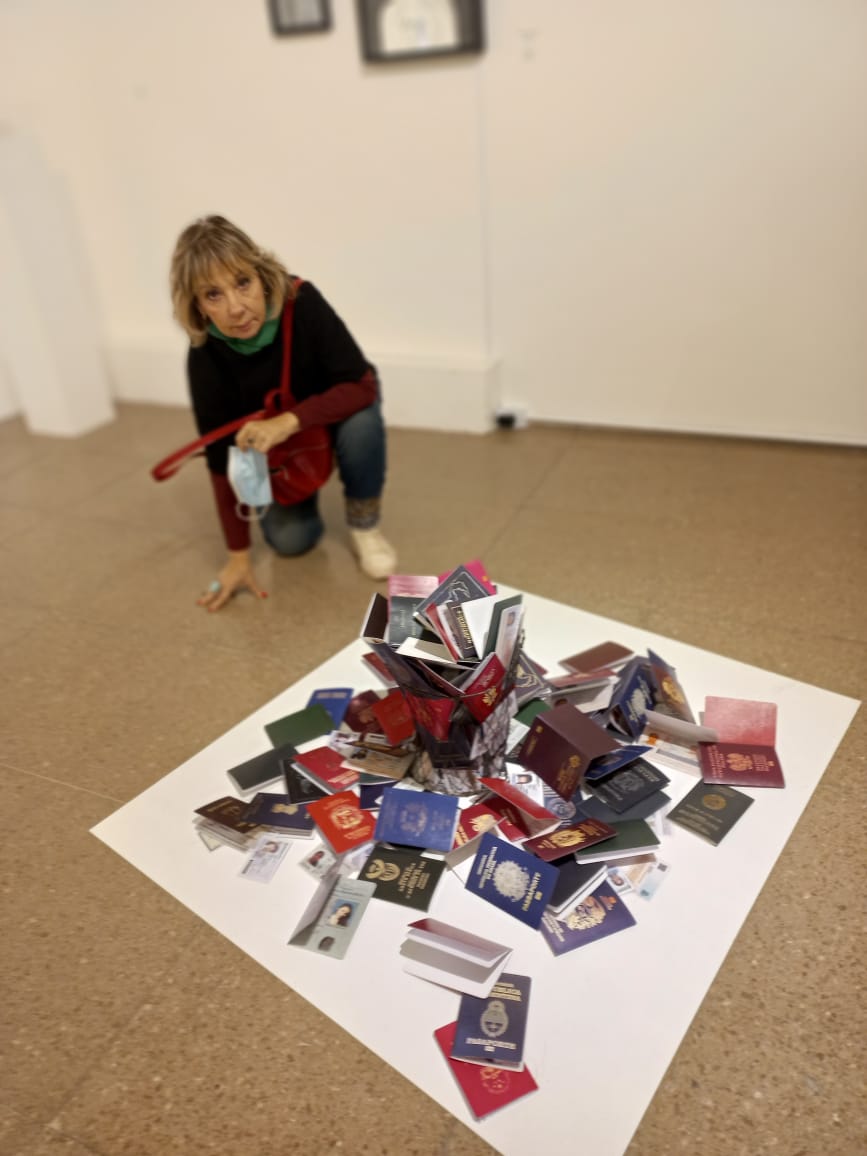 El dia del Censo seria bueno saber donde están .Alguien se las llevó. Gracias <a href="/GuilleGrinbaum/">Guillermina Grinbaum</a>  "Hilo de Voz"  MBQM La Boca