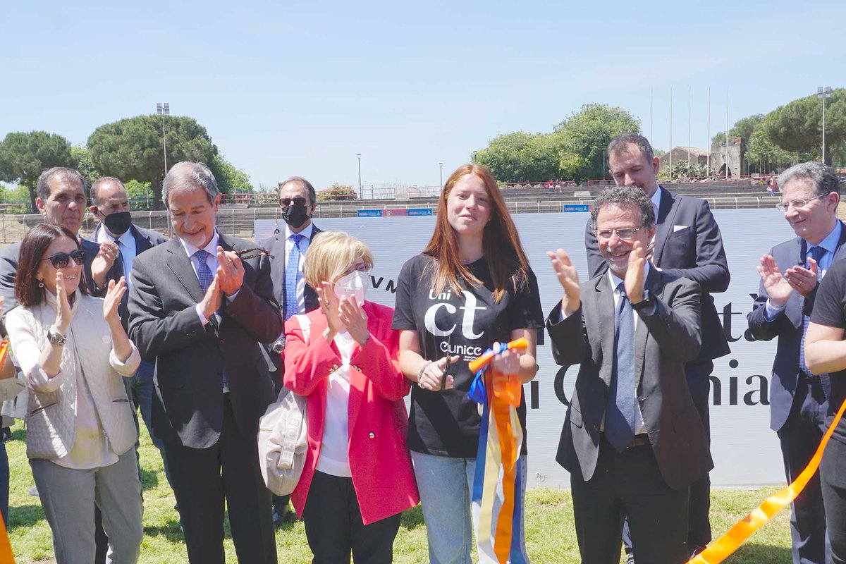 unict_it's tweet image. Inaugurato il Salone dello Studente @unict_it 
Oltre 10mila studenti siciliani e calabresi tra gli stand dei dipartimenti e centri di servizio. «Negli ultimi due anni continua crescita delle matricole» ha detto il rettore Francesco Priolo
Leggi bit.ly/3Nlz9KN