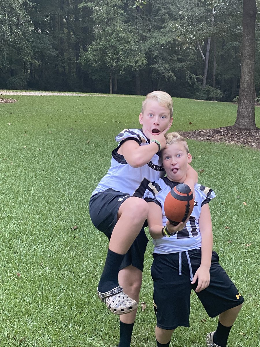 detigers11's tweet photo. Happy Birthday Parker!! You make us proud and we love you!! @tabithamarieev1 https://t.co/6pS5Is73oo