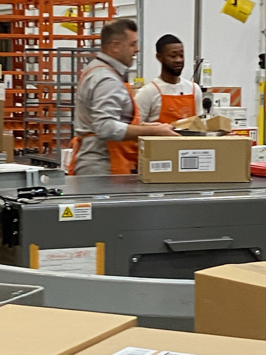 Roseann Salcedo (@roseann_salcedo) on Twitter photo Caught Orange Blooded! Our General Manager <a href="/Chad741/">Chad_D1974</a> working in Simple Sort yesterday! <a href="/5855DFCMDO/">DFC/MDO 5855</a> <a href="/RafaVelaydez/">Rafa</a> <a href="/kmcgee32/">Ken McGee</a> Caught Orange Blooded! Our General Manager <a href="/Chad741/">Chad_D1974</a> working in Simple Sort yesterday! <a href="/5855DFCMDO/">DFC/MDO 5855</a> <a href="/RafaVelaydez/">Rafa</a> <a href="/kmcgee32/">Ken McGee</a>