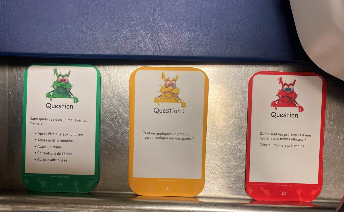 GhtPlaine's tweet photo. 📢 Opération de sensibilisation au CH de Saint-Denis ❗️ A l’occasion de la journée mondiale de l’hygiène des mains, célébrée le 5 mai dernier, l’équipe opérationnelle d’hygiène hospitalière a mené durant 5 jours une vaste campagne de sensibilisation dans les unités de soins. https://t.co/9uCZ3h9UGU